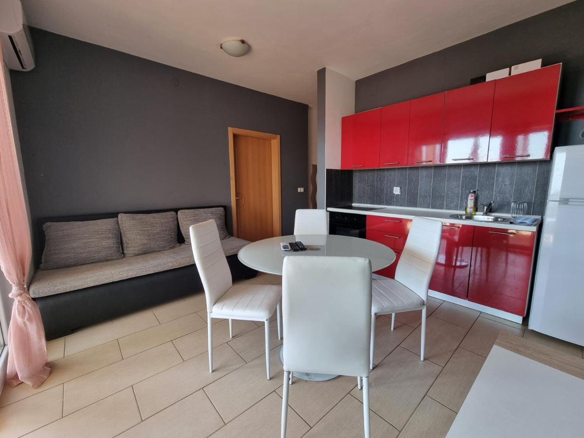 Apartment Wallot Novalja Extérieur photo