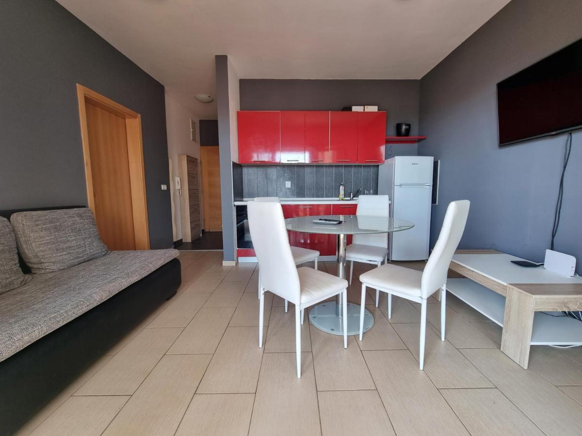 Apartment Wallot Novalja Extérieur photo